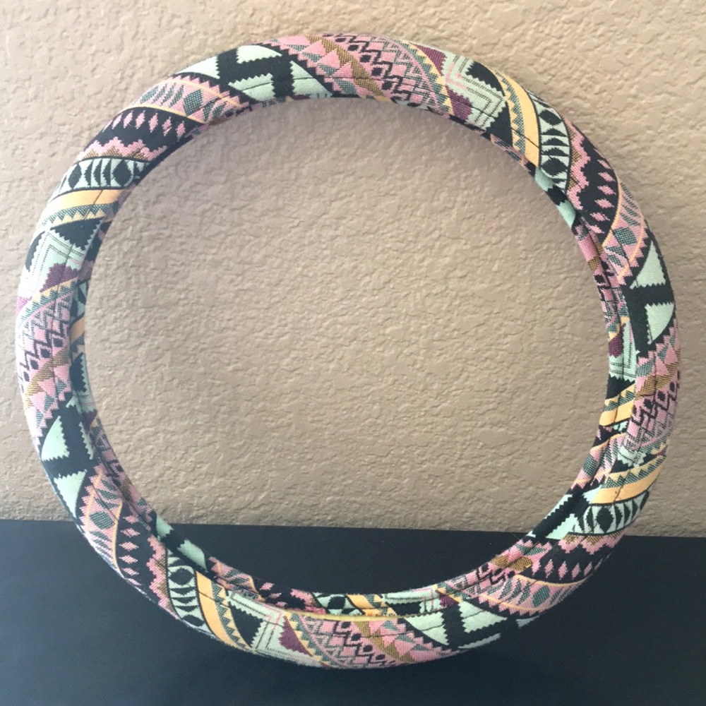 Aztec steering wheel cover